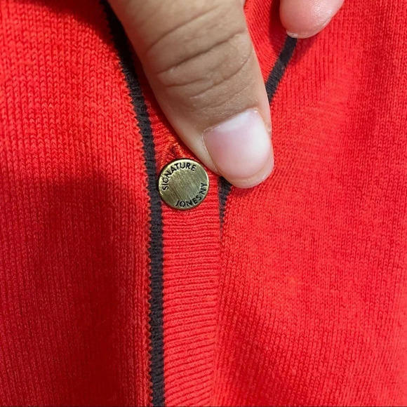 Jones New York Red Button Front Cardigan​​ - Picture 4 of 7
